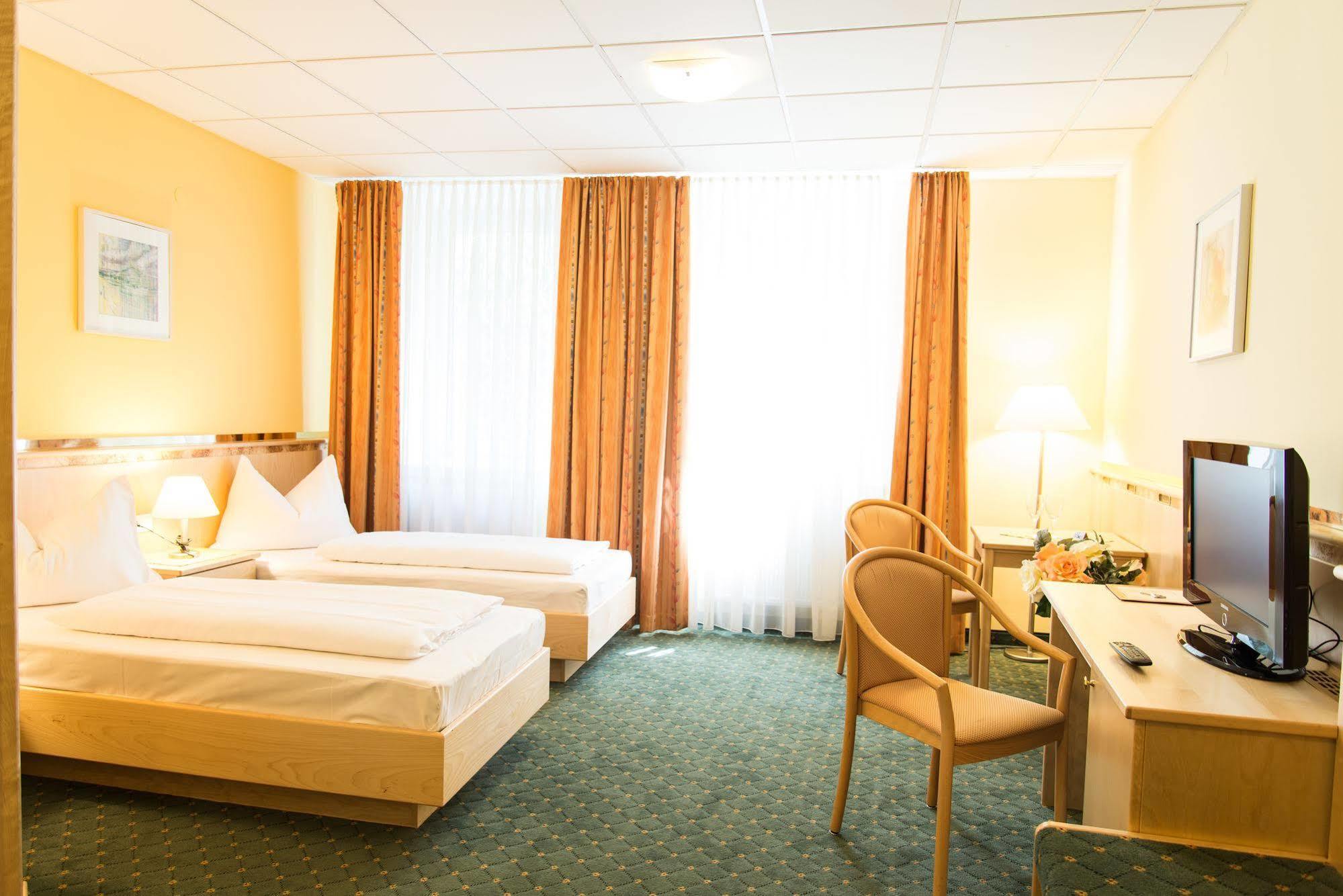 Hotel Beethoven Hinterbruehl Ngoại thất bức ảnh